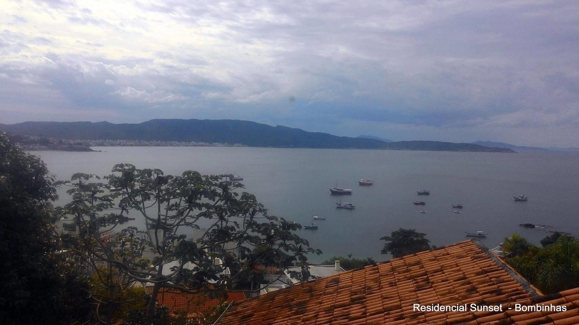 Residencial Sunset Aparthotel Bombinhas Bagian luar foto