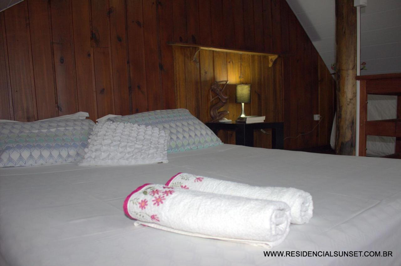 Residencial Sunset Aparthotel Bombinhas Bagian luar foto