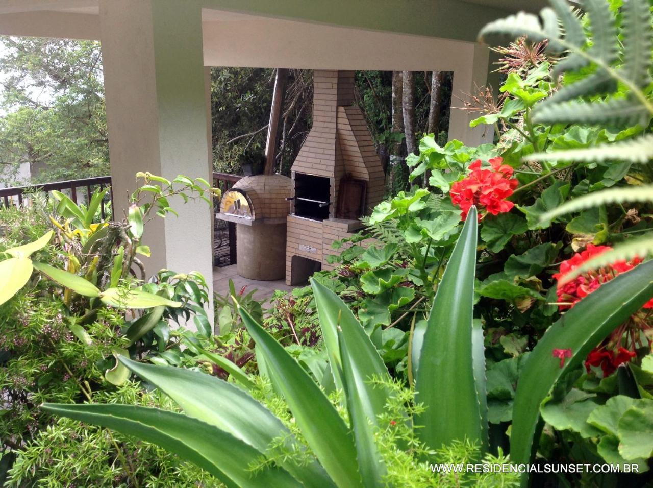 Residencial Sunset Aparthotel Bombinhas Bagian luar foto
